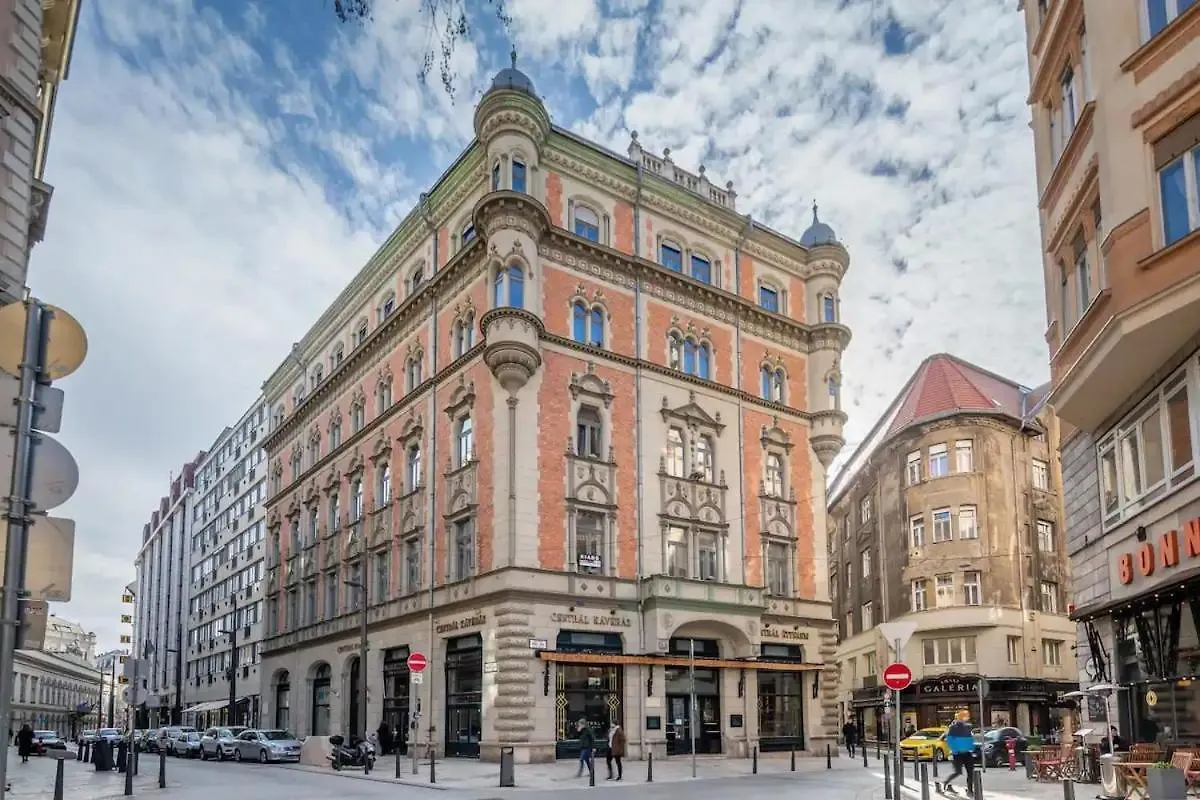 Ultra Central Location Budapest 0*,