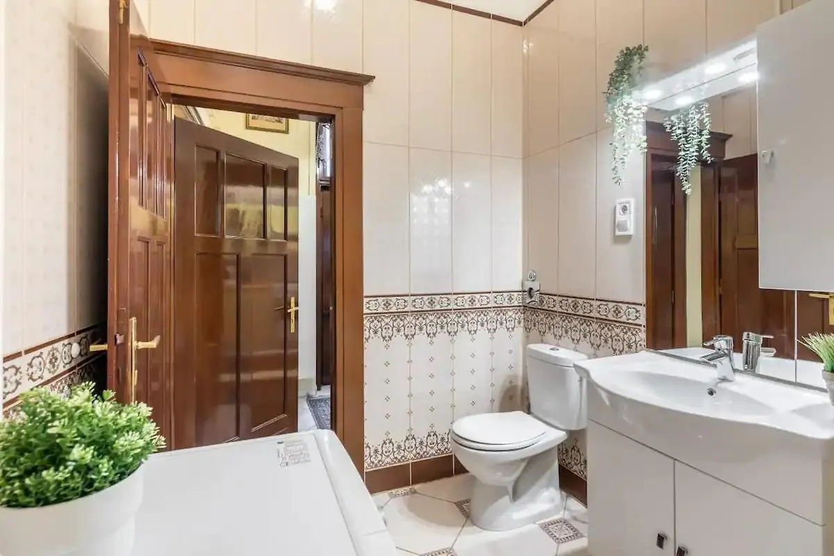 Ultra Central Location Budapest Apartment