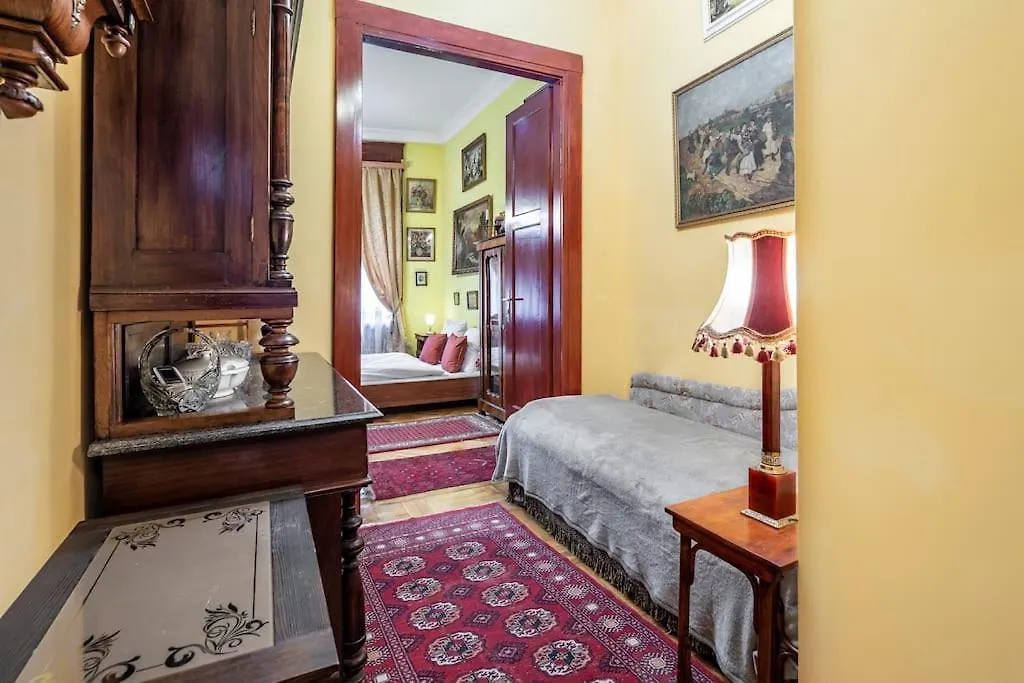 Ultra Central Location Budapest Apartment